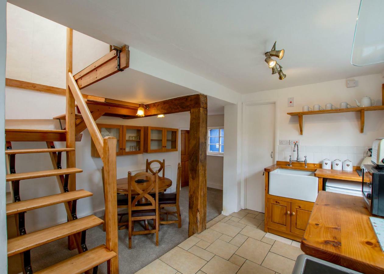 60 And A Half Bailgate Appartement Lincoln Buitenkant foto