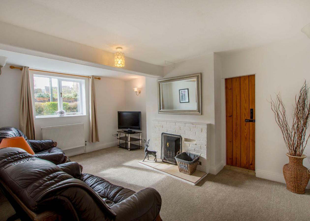 60 And A Half Bailgate Appartement Lincoln Buitenkant foto